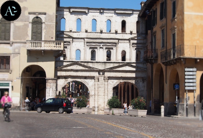 Verona | Porta Borsari