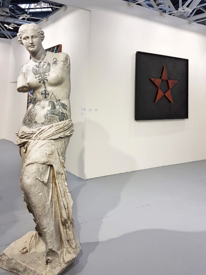 Fabio Viale | Galleria Poggiali